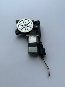Power window motor left front for Smart ForTwo 451 07-10 coupe A4517200746 - Picture 1 of 5