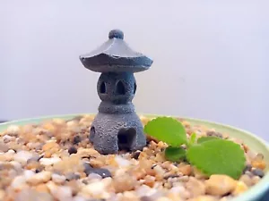 Miniature Stone Lanterns for Mini Zen Garden Design, Japanese Ornaments - Picture 1 of 6