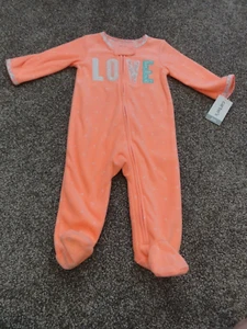 NEW CARTER’S INFANT GIRL 6 MONTH VALENTINE LOVE FOOTED PAJAMAS SLEEPWARE - Picture 1 of 5