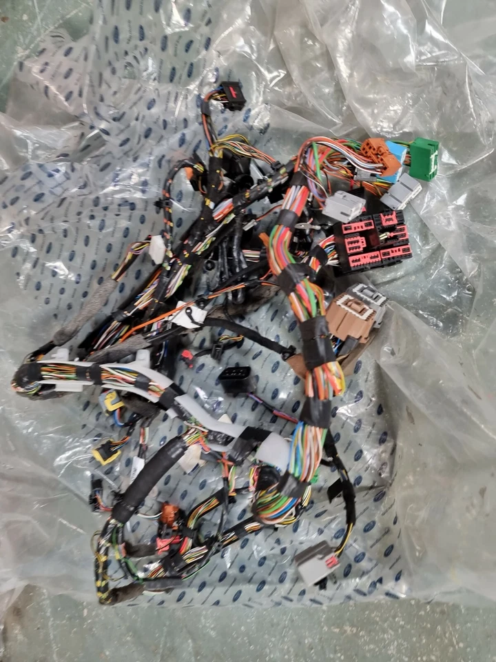 FORD ESCORT FRONT DOOR WIRING LOOM HARNESS GENUINE 7374160 1995-1998