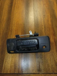 GENUINE OEM Tailgate Handle 2014-2023 Toyota Tacoma 69090-0c091 - Foto 1 di 8