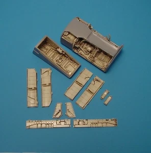 AIRES HOBBY MODELS 4202 - A-7 CORSAIR II WHEELS BAYS (HASEGAWA) - 1/48 RESIN KIT - Foto 1 di 4