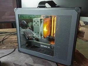 pc de jeu, composé de marques differentes, excellentes perfs en 1080p et 1440p - Photo 1/5