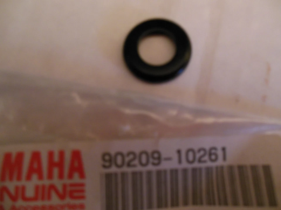 #CG NOS Yamaha Juego de arandela de pernos de cubierta de válvula 8 FJ FZ 600 Big Bear 90209-10261-00 Foto 1 de 1