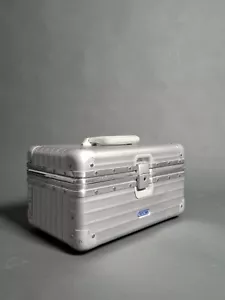 Original RIMOWA Classic Opal VANITY CASE Beauty Koffer aus Aluminium (pre-LVMH) - Bild 1 von 11