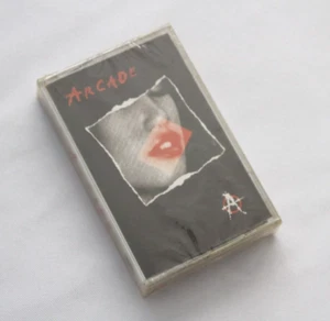 ARCADE CASSETTE TAPE (SONY/EPIC ET 53012) [NEW SEALED] *SHELF WEAR* METAL GLAM - Picture 1 of 2