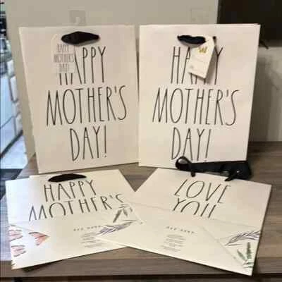 Sacolas de presente Rae Dunn DIA DAS MÃES borboletas e florais com etiqueta - 10 x 8 x4 novas com etiquetas - Imagem 1 de 4