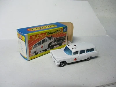 Matchbox Lesney Superfast SF54 Cadillac Скорая помощь - МАЛЕНЬКАЯ КРЕСТОВАЯ этикетка, в коробке - Изображение 1 из 2