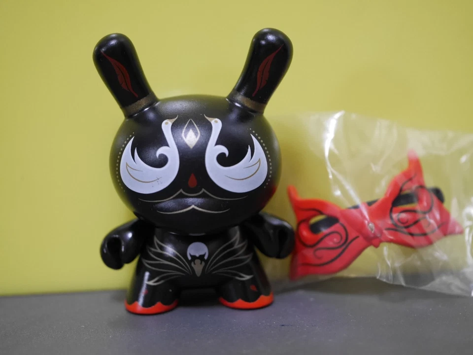 Kidrobot 3"Dunny 2014 Mardivale Series Andrew Bell Masks Vinyl Figure - Image 1 of 3