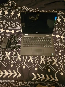 Dell Inspiron 3179 Laptop 11.6" Touchscreen Core m3 4GB RAM 256GB SSD Windows 11 - Afbeelding 1 van 18