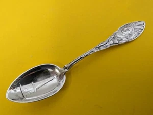 Sterling Silver Indian Chief Headdress Souvenir Spoon Valley of Wyoming 1778 - Picture 1 of 5
