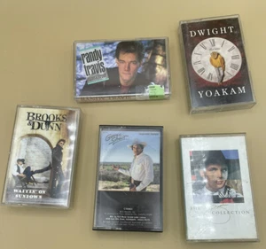 Country Music cassette Tapes Randy Travis Garth Brooks George Strait Brooks & Du - Picture 1 of 3
