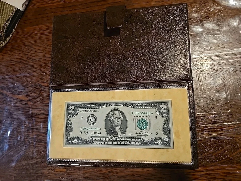 U.S. Two Dollar $2 Bicentennial Commemorative Bill - 1st Day of Issue April 1976 - Image 1 of 4