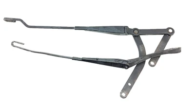 2001-2004 Mercedes W203 C320 Windshield Wiper Arm Pair OEM - Image 1 of 4