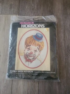 Monarch Horizons Clown with Red Bow Kit CS42 New Vintage - Picture 1 of 3