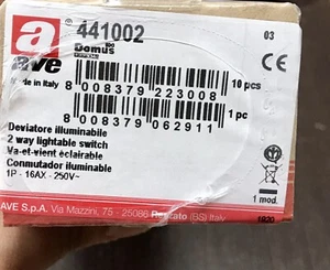 AVE 441002 DEVIATORE ILLUMINABILE SERIE DOMUS 1 MODULO 250V SISTEMA 44 - Foto 1 di 2