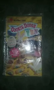 COOKIE DOUGH FUN HARDCOVER FACTORY SEALED BOOK - Picture 1 of 5