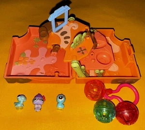 Littlest Pet Shop Teeniest Tiniest Playset Hedgehog Snake LPS 2007 Hasbro B8 - Picture 1 of 6