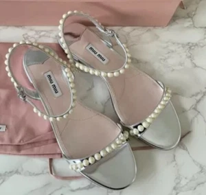 Miu Miu Silver Patent Leather Sandals Pearl Embellished 39 - Picture 1 of 7