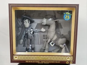 Juego de Peluche Woody & Bullseye Toy Story 25 Aniversario Disney Store Edición limitada nuevo en caja - Imagen 1 de 10