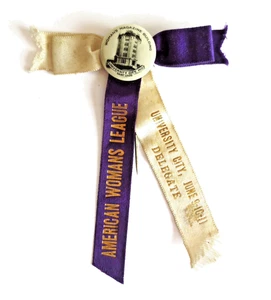 VINTAGE RIBBONED LAPEL PIN AMERICAN WOMANS LEAGUE WITH WOMANS MAGAZINE BUILDING - Picture 1 of 5