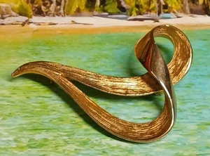 Spilla spilla nastro vortice liscio e strutturato tono oro vintage - Foto 1 di 7