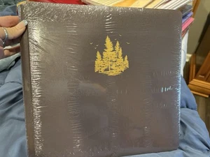 12 X 12 Creative Memories Foiled Deep Into The Woods - Picture 1 of 3