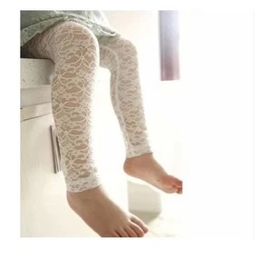 NUEVOS Pantalones Recortados de Encaje de Algodón Niña, Blanco Marfil, 0-9 mos o 9-18 mos - Imagen 1 de 3