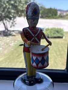 MARX Tin Lithograph Soldier George The Drummer Boy Wind-Up Toy - Picture 1 of 24