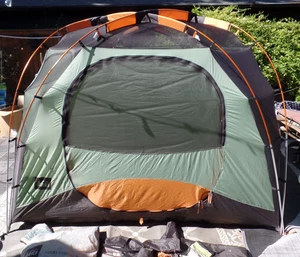 REI Hobitat 4 camping Dome Tent Four person CLEAN w Rain Fly Foot Print - Picture 1 of 21