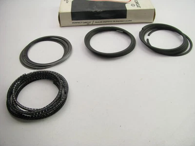 Perfect Circle 50533-030 EnginePiston Rings .030" 67-89 Chevrolet GMC 292 250 I6 - Image 1 of 3