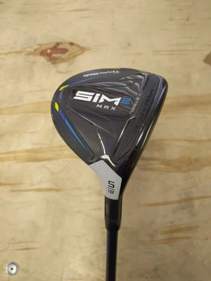 TaylorMade SIM 2 Max Right Hand 5 Wood 18 Degree Stiff Ventus Blue - Image 1 of 4