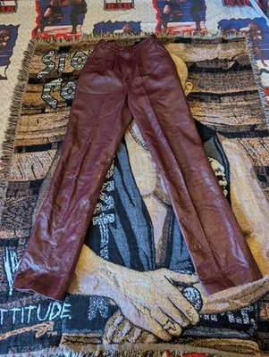 Pantalones Merlot de cuero vintage de vino tinto cintura alta talla 6 (entrepierna 26X31) Foto 1 de 4