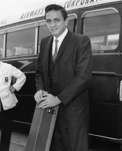 * Johnny Cash 4x6 Music Memorabilia - Picture 1 of 1