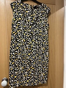 dress - Picture 1 of 3