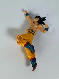 DRAGON BALL Goku figura B/S-T Gashapon 3” Figure - Picture 1 of 3