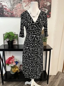 Merona Women’s Wrap Dress Small Geometric Surplice V Neck 3/4 Sleeve Pullover - Picture 1 of 14