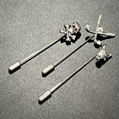 3 Pieces Lapel Pin Set Fancy Men Suit Brooches - Image 1 of 4