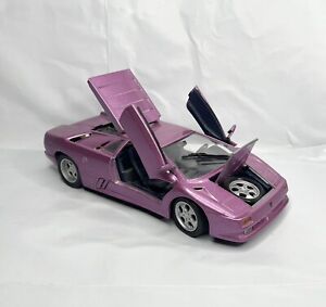 Maisto Lamborghini Diablo 1/18 Scale Die Cast Purple 