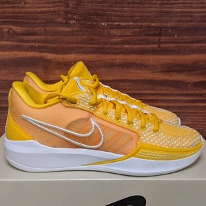 Nike Sabrina 1 TB University Gold Damen 6, Herren 4,5 Gelb Basketballschuhe - Bild 1 von 10