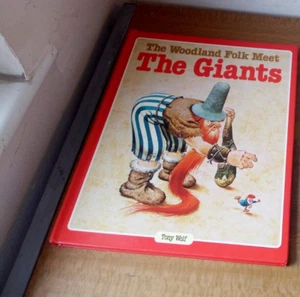 The Woodland Folk Meet The Giants by Tony Wolf 1985 Hardback book vintage - Picture 1 of 9