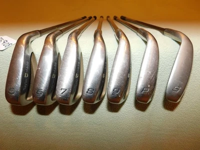 Juego de quemadores de hierro TaylorMade Super Steel 5-9, PW, SW vintage para damas - rasguños IS908 Foto 1 de 4