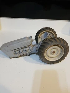 4600 ERTL. TOY  Tractor, for parts as is.  - Picture 1 of 9
