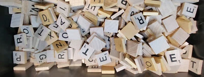 Scrabble - Azulejos de letras de madera grabadas auténticas de Upick 15 puntos - Envío gratuito Foto 1 de 4