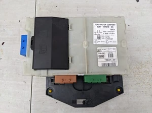 FORD S-MAX S MAX 2008 BODY CONTROL MADULE FUSE BOX 6M9T-14A073-DG - Picture 1 of 2
