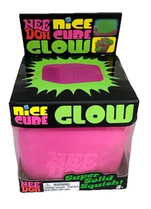 Schöner Würfel leuchtet im Dunkeln Nee Doh sensorisches Spielzeug solide quetschend blumierend pink - Bild 1 von 8