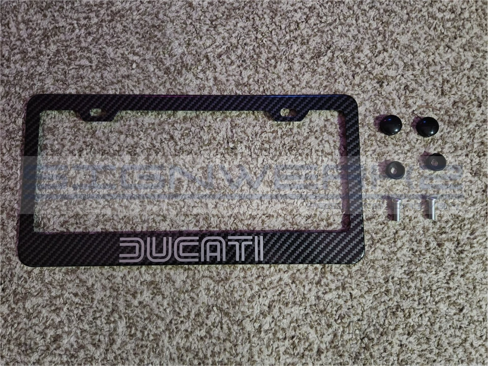 Ducati Carbon Fiber Printed Pattern Black Aluminum License Plate Frame - Изображение 1 из 1