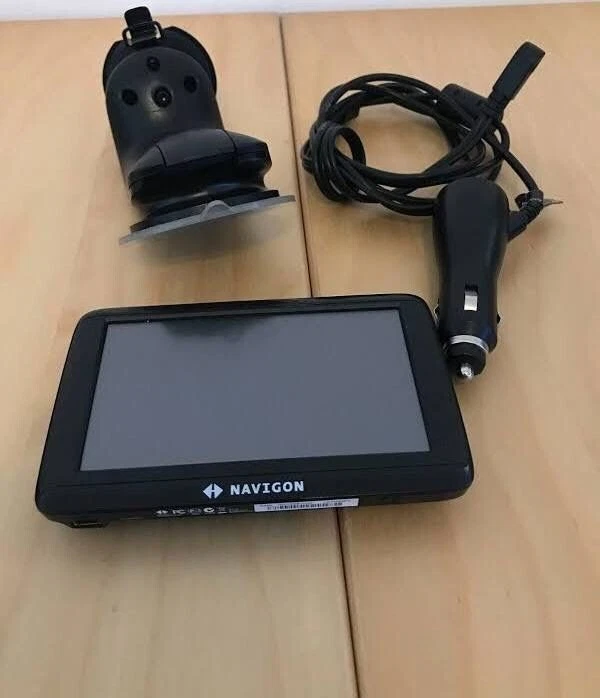 Navigon 40 Easy mit Upgrade Flow 42  Europakarten Q4/2020 - Bild 1 von 1