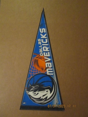 NBA Dallas Mavericks Vintage Circa 2000's Team Logo Basketball Pennant Cover