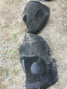 Tesla Model S Dual Motor  louvre front left wheel liner 2012-2015 1036887-00-C  - Picture 1 of 9